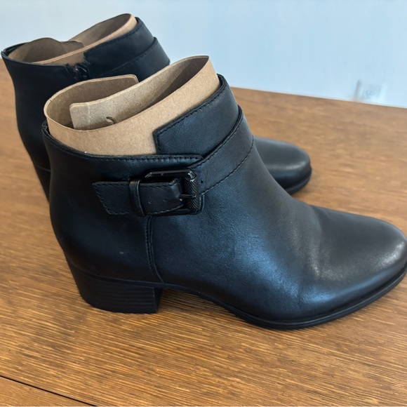 Naturalizer Black Leather Ankle Boots - Picture 1 of 4